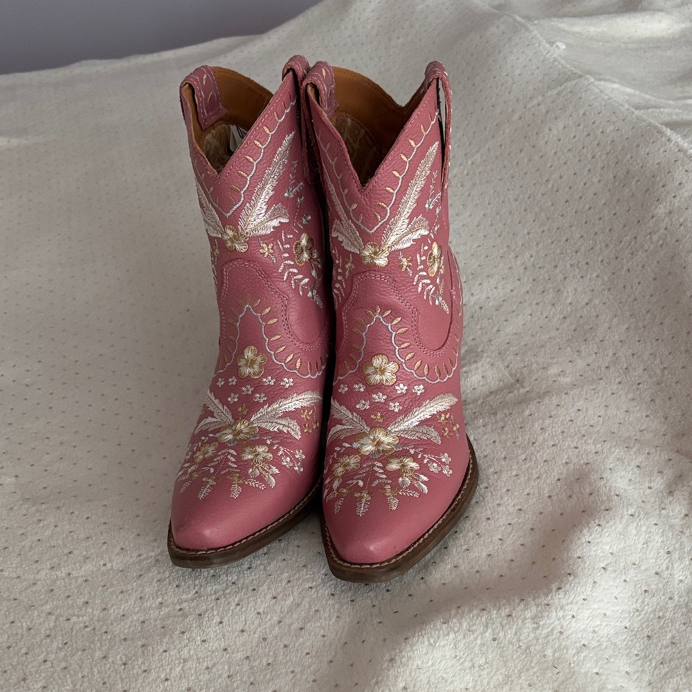 Dingo Pink Floral Embroidered Ankle Boots
